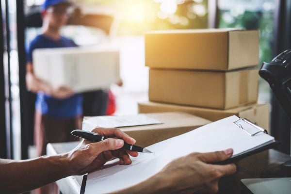 Best Courier Service London