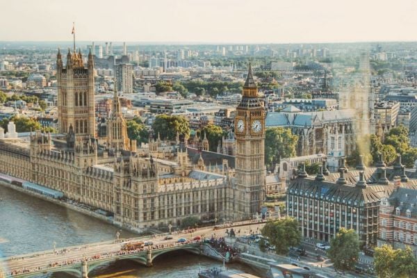 Best Man and Van in London: Prices, Services & Tips