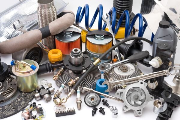 Choosing a Car Parts Courier | What to Look For