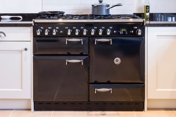 Range Cooker Collection & Delivery | Costs & Quotes